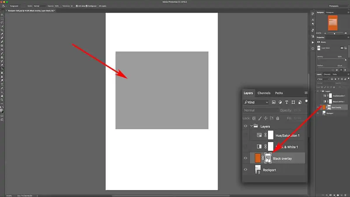 Displaying a layer mask in Photoshop